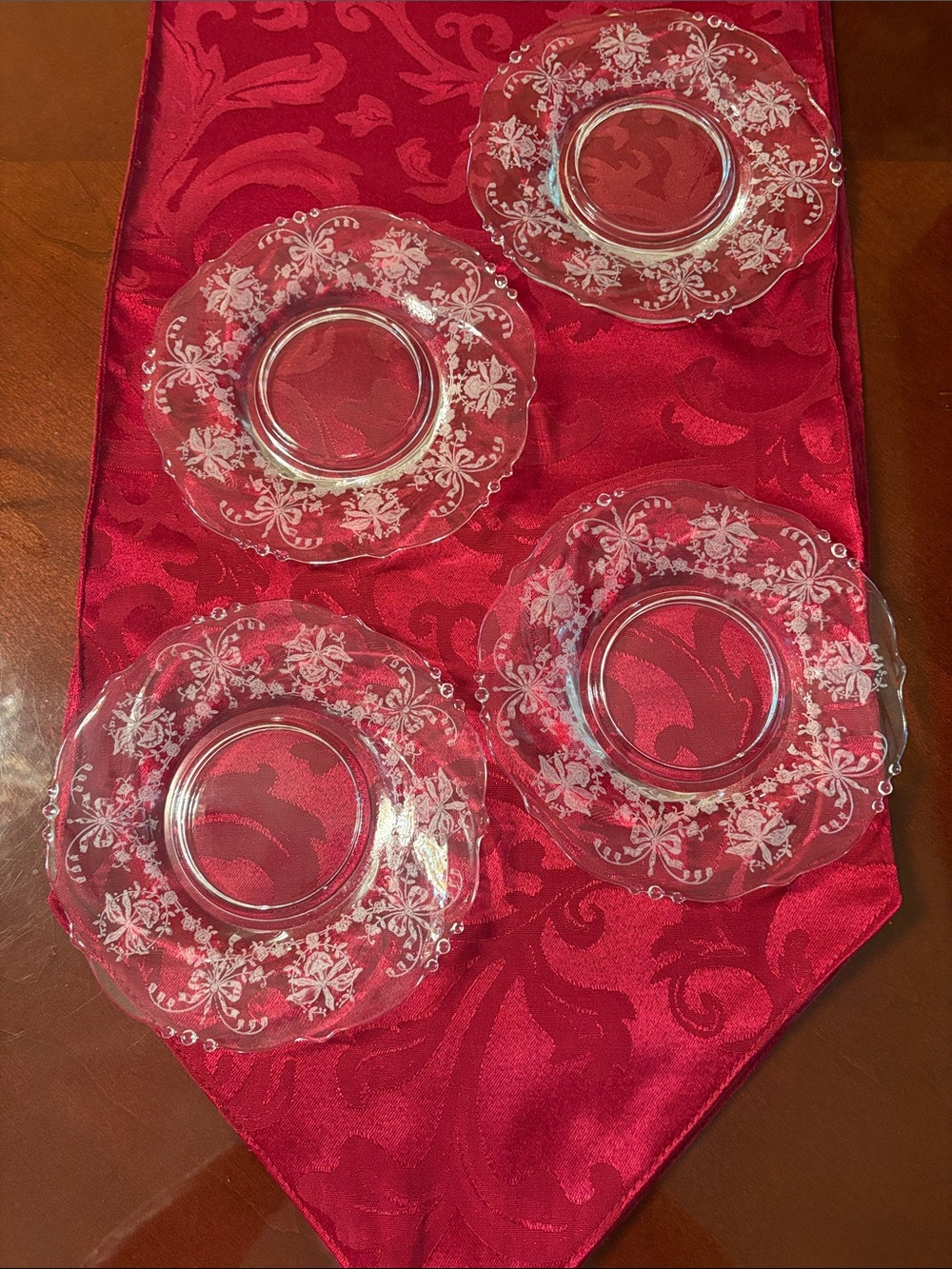 4 Vintage Clear Etched Glass Salad/Dessert Plates – Elegant Floral Design 7”